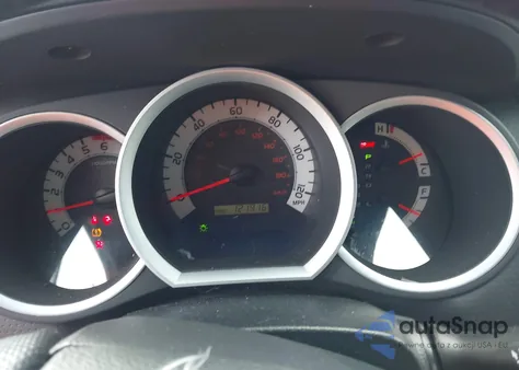 2015 Toyota Tacoma Base V6 z USA, uszkodzony, nr VIN 3TMLU4ENXFM207224